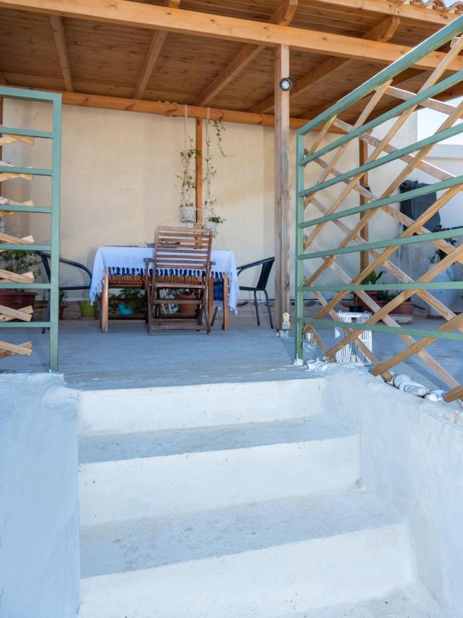 Cozy Studio In Dafnes Near To Heraklion Lejlighed Dhafnes Eksteriør billede